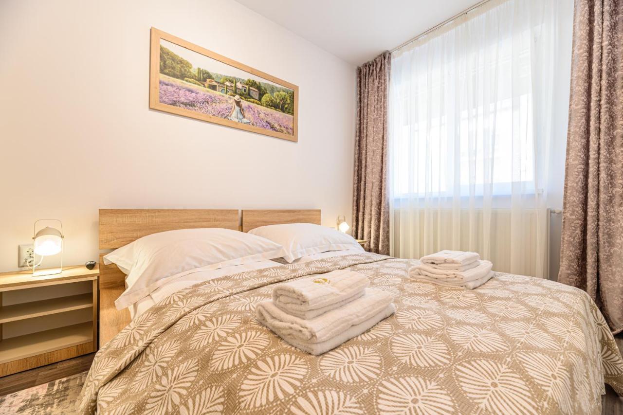 Sona Plus Braşov Exterior foto